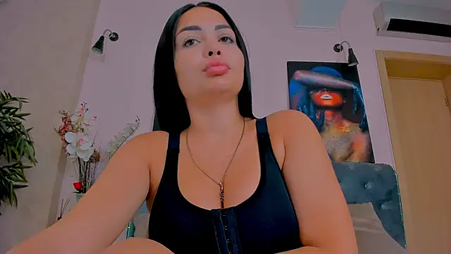 MichelleReys online show from September 14, 5:12 pm