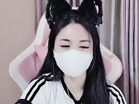  Lygn   online show from January 25, 7:18 pm