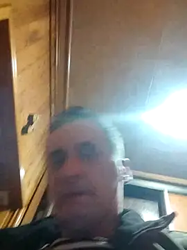 Snapshot of Viause_Kentauelle chatting on February 19, 8:44 am Viause Kentauelle online show from February 19, 8:44 am