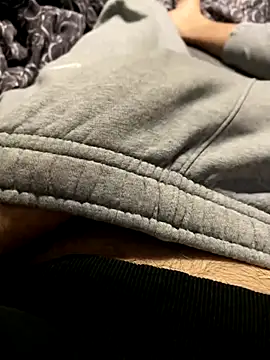 Snapshot of saschboy13 chatting on December 16, 4:12 pm saschboy13 online show from December 16, 4:12 pm