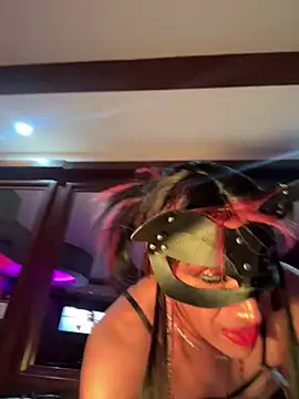 kandyloves online show from December 28, 3:15 pm