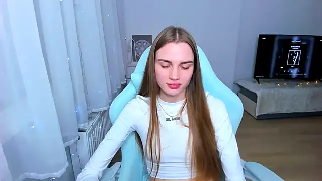 StellaLawless online show from January 21, 12:15 am