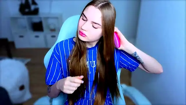 StellaLawless online show from November 21, 9:13 pm