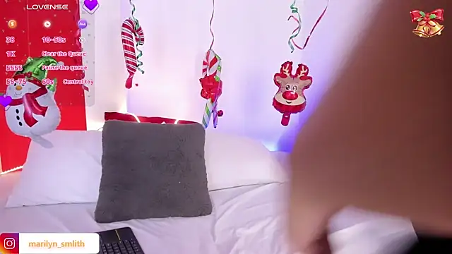 MarilynSmIith online show from December 30, 4:51 pm