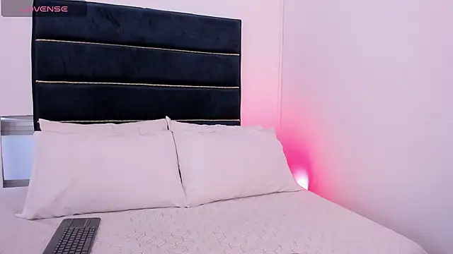 MarilynSmIith online show from January 15, 11:21 am