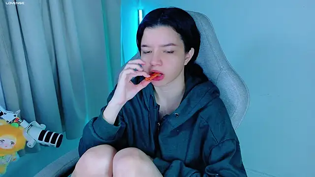 stephybrown online show from November 14, 1:15 am