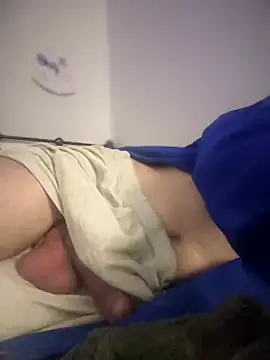 Snapshot of pervy_devil chatting on December 11, 11:21 pm pervy devil online show from December 11, 11:21 pm