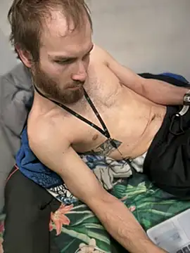 Snapshot of pervy_devil chatting on December 13, 2:05 pm pervy devil online show from December 13, 2:05 pm