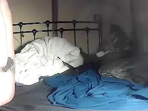 Snapshot of pervy_devil chatting on March 11, 7:47 pm pervy devil online show from March 11, 7:47 pm