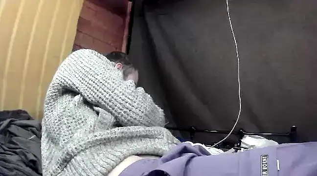 Snapshot of pervy_devil chatting on March 12, 6:51 am pervy devil online show from March 12, 6:51 am