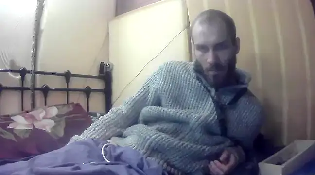 Snapshot of pervy_devil chatting on March 13, 4:49 am pervy devil online show from March 13, 4:49 am