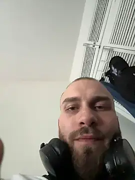 Snapshot of pervy_devil chatting on September 26, 4:44 pm pervy devil online show from September 26, 4:44 pm