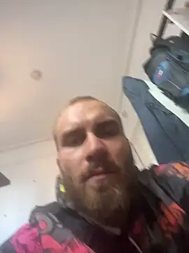 Snapshot of pervy_devil chatting on October 24, 12:45 pm pervy devil online show from October 24, 12:45 pm