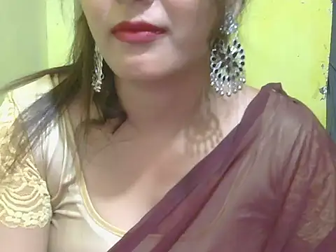 Model-Tanya online show from February 12, 1:37 pm