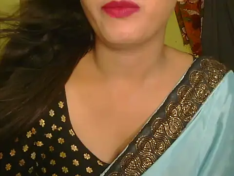 Model-Tanya online show from March 6, 2:08 pm