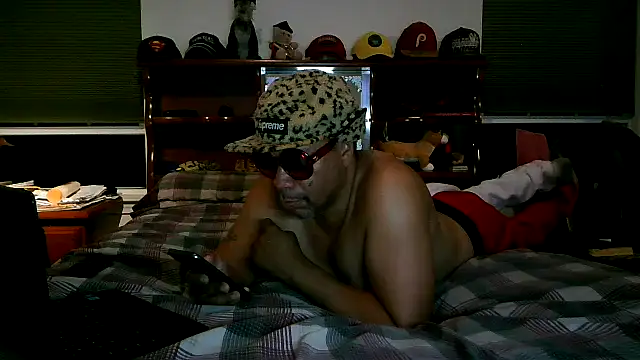 pimpdaddy4ever online show from November 14, 2:21 am