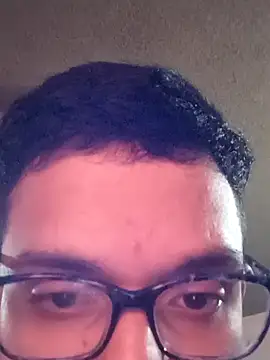 Snapshot of Carandrew chatting on December 18, 4:31 am Carandrew online show from December 18, 4:31 am