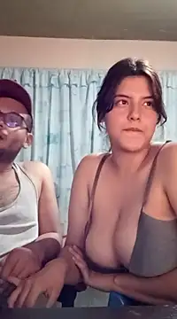 Snapshot of Carandrew chatting on December 29, 3:33 am Carandrew online show from December 29, 3:33 am