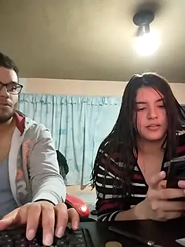 Snapshot of Carandrew chatting on January 8, 4:44 am Carandrew online show from January 8, 4:44 am