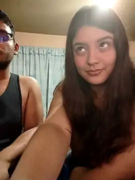 Snapshot of Carandrew chatting on February 18, 4:04 am Carandrew online show from February 18, 4:04 am