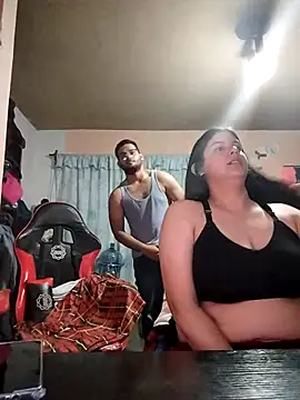 Snapshot of Carandrew chatting on February 21, 4:07 am Carandrew online show from February 21, 4:07 am