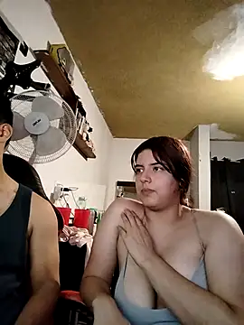 Snapshot of Carandrew chatting on October 8, 4:43 am Carandrew online show from October 8, 4:43 am