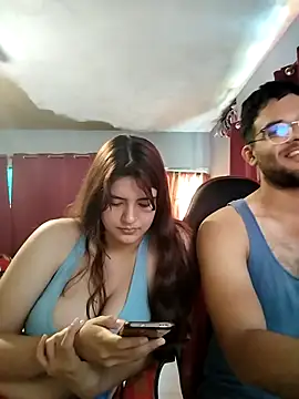 Snapshot of Carandrew chatting on November 2, 3:58 pm Carandrew online show from November 2, 3:58 pm