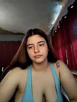 Snapshot of Carandrew chatting on November 3, 3:13 pm Carandrew online show from November 3, 3:13 pm