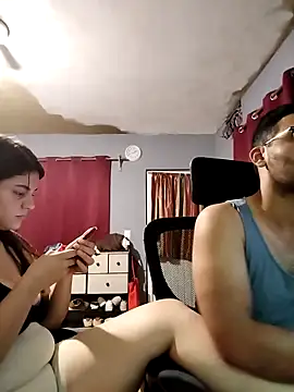 Snapshot of Carandrew chatting on November 21, 4:22 am Carandrew online show from November 21, 4:22 am