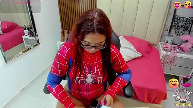 MADISON ROWAN1 online show from October 6, 3:04 am