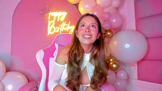 little-Emma online show from February 22, 9:23 am