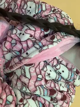 Evelyn Moon online show from February 7, 3:41 pm