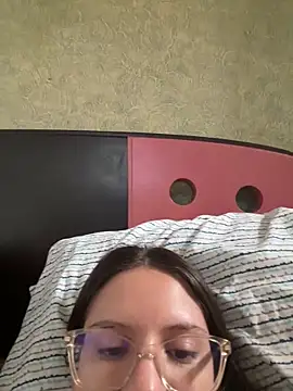 Snapshot of livgomez chatting on February 23, 12:48 pm livgomez online show from February 23, 12:48 pm