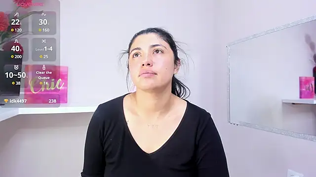 Snapshot of Danna_777_ chatting on December 19, 1:50 am Danna 777 online show from December 19, 1:50 am