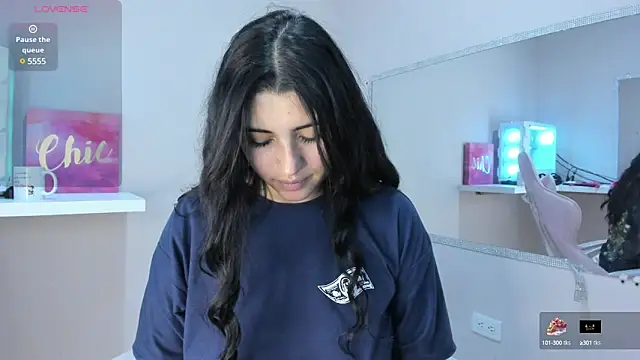 Snapshot of Danna_777_ chatting on March 23, 5:54 am Danna 777 online show from March 23, 5:54 am