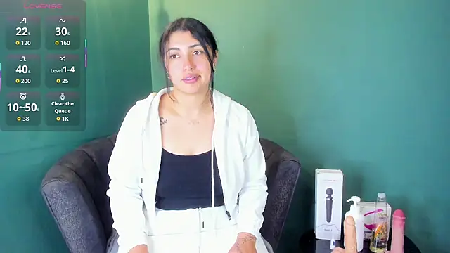 Snapshot of Danna_777_ chatting on October 9, 11:47 pm Danna 777 online show from October 9, 11:47 pm