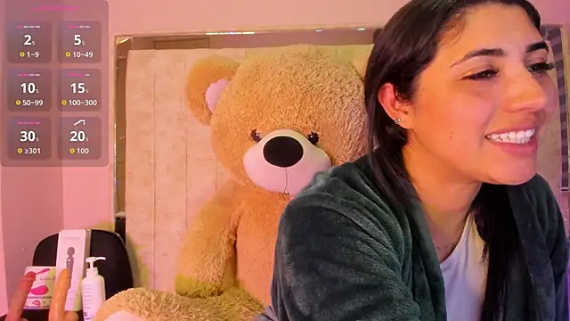 Snapshot of Danna_777_ chatting on October 13, 11:27 pm Danna 777 online show from October 13, 11:27 pm