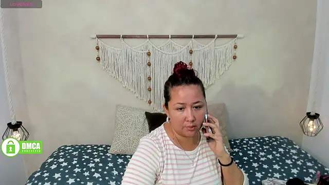  anavictoria  online show from October 3, 6:05 pm