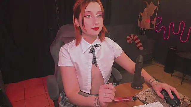 Snapshot of KailyLoolyCute chatting on November 7, 11:10 am KailyLoolyCute online show from November 7, 11:10 am