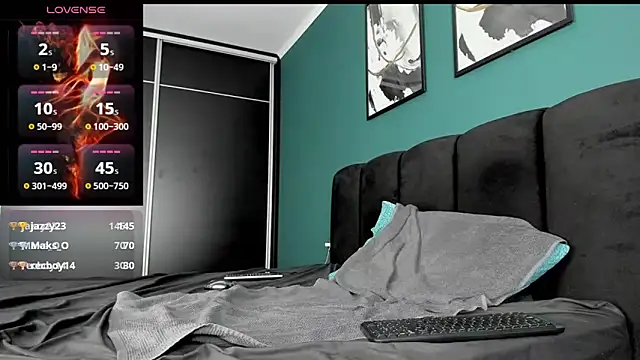 Snapshot of ShawnFucker2 chatting on February 6, 6:40 am ShawnFucker2 online show from February 6, 6:40 am