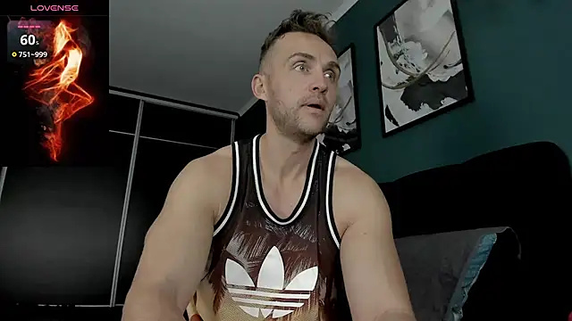 Snapshot of ShawnFucker2 chatting on November 26, 3:29 am ShawnFucker2 online show from November 26, 3:29 am