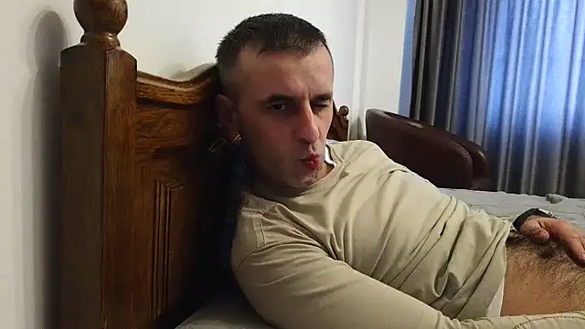 stevenpit online show from December 31, 11:53 am