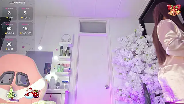 Snapshot of EmmaEbony_ts chatting on November 24, 4:56 am EmmaEbony ts online show from November 24, 4:56 am