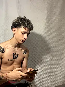 mateodeamjo online show from December 3, 8:49 am