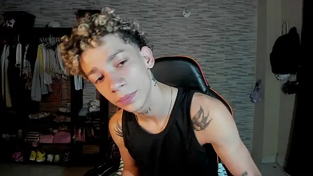 mateodeamjo online show from September 18, 9:11 am