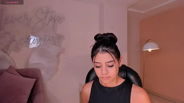 AllyJensen online show from February 15, 6:55 pm