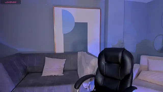 AllyJensen online show from March 10, 10:59 am