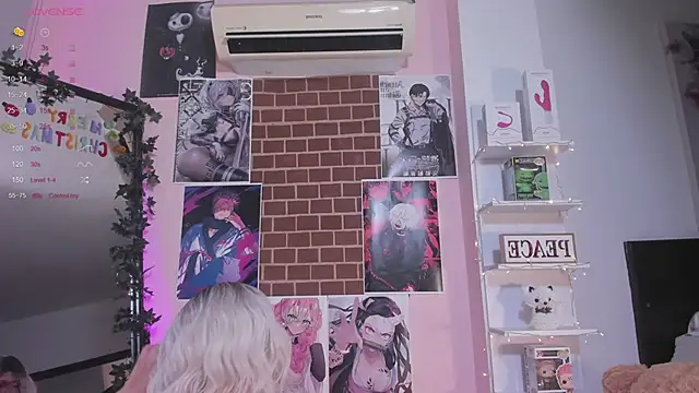 Snapshot of sensualkattt chatting on December 21, 12:06 pm sensualkattt online show from December 21, 12:06 pm