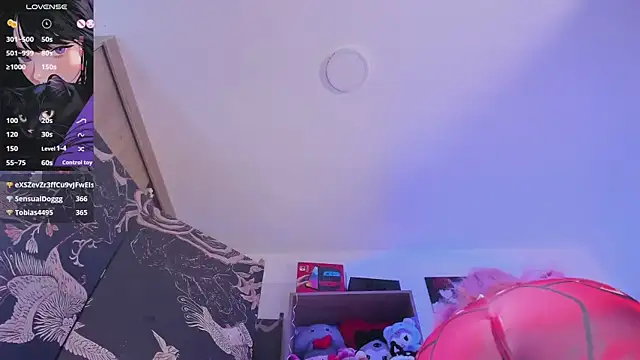 Snapshot of sensualkattt chatting on March 2, 7:02 pm sensualkattt online show from March 2, 7:02 pm