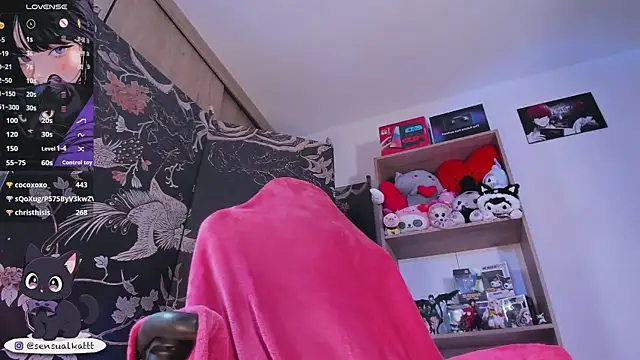 Snapshot of sensualkattt chatting on March 6, 6:37 pm sensualkattt online show from March 6, 6:37 pm